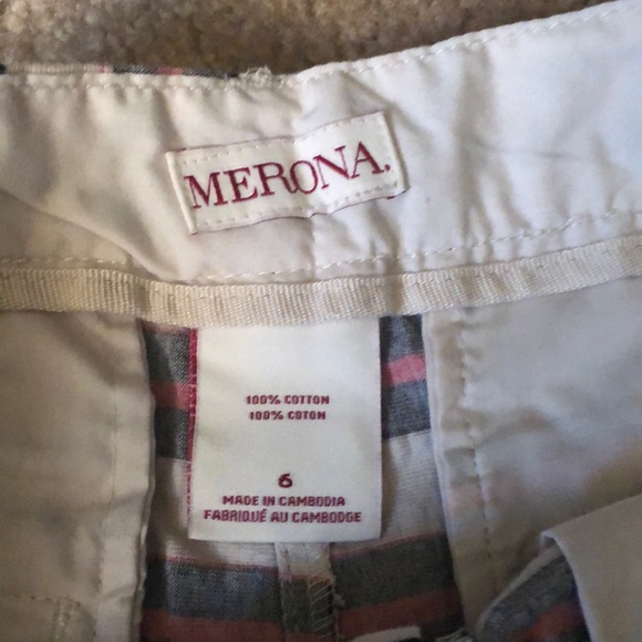 Short shorts - Picture 3 of 4